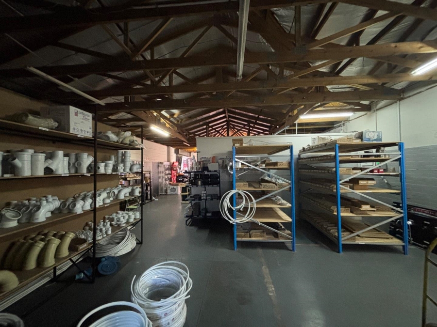 To Let commercial Property for Rent in Paarden Eiland Western Cape